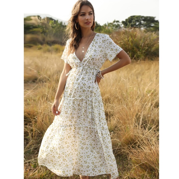 Boho Deep V White Floral Dress - Picture 3 of 15
